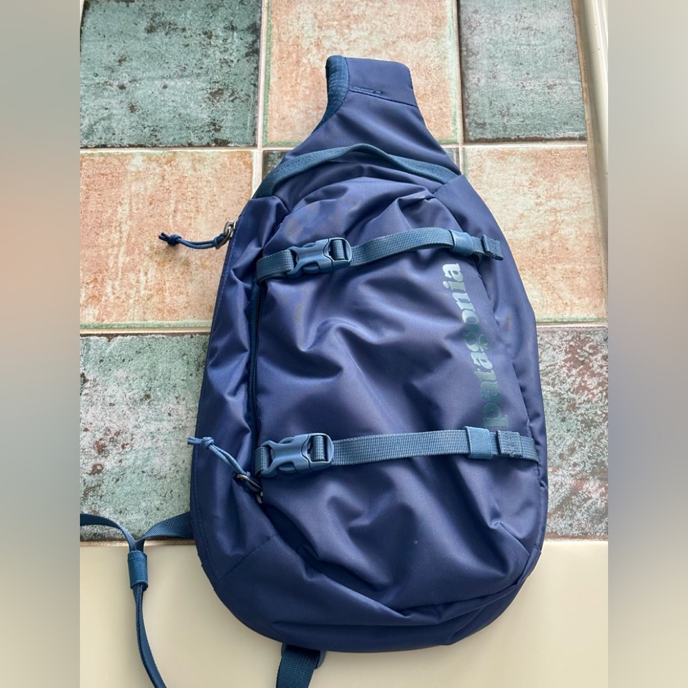 Patagonia Atom Sling Bag 8L